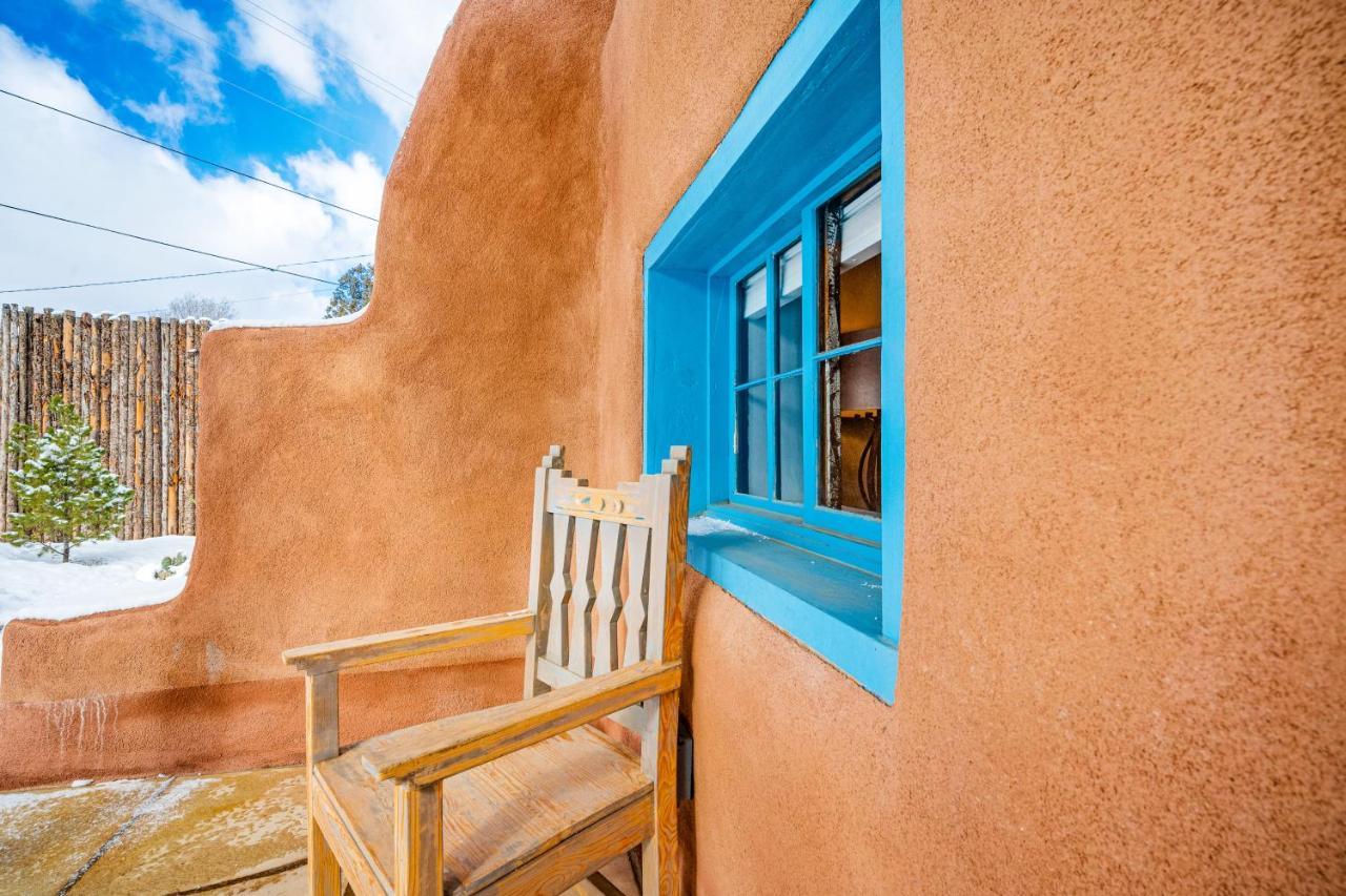 Pueblo Revival Taos Exterior foto
